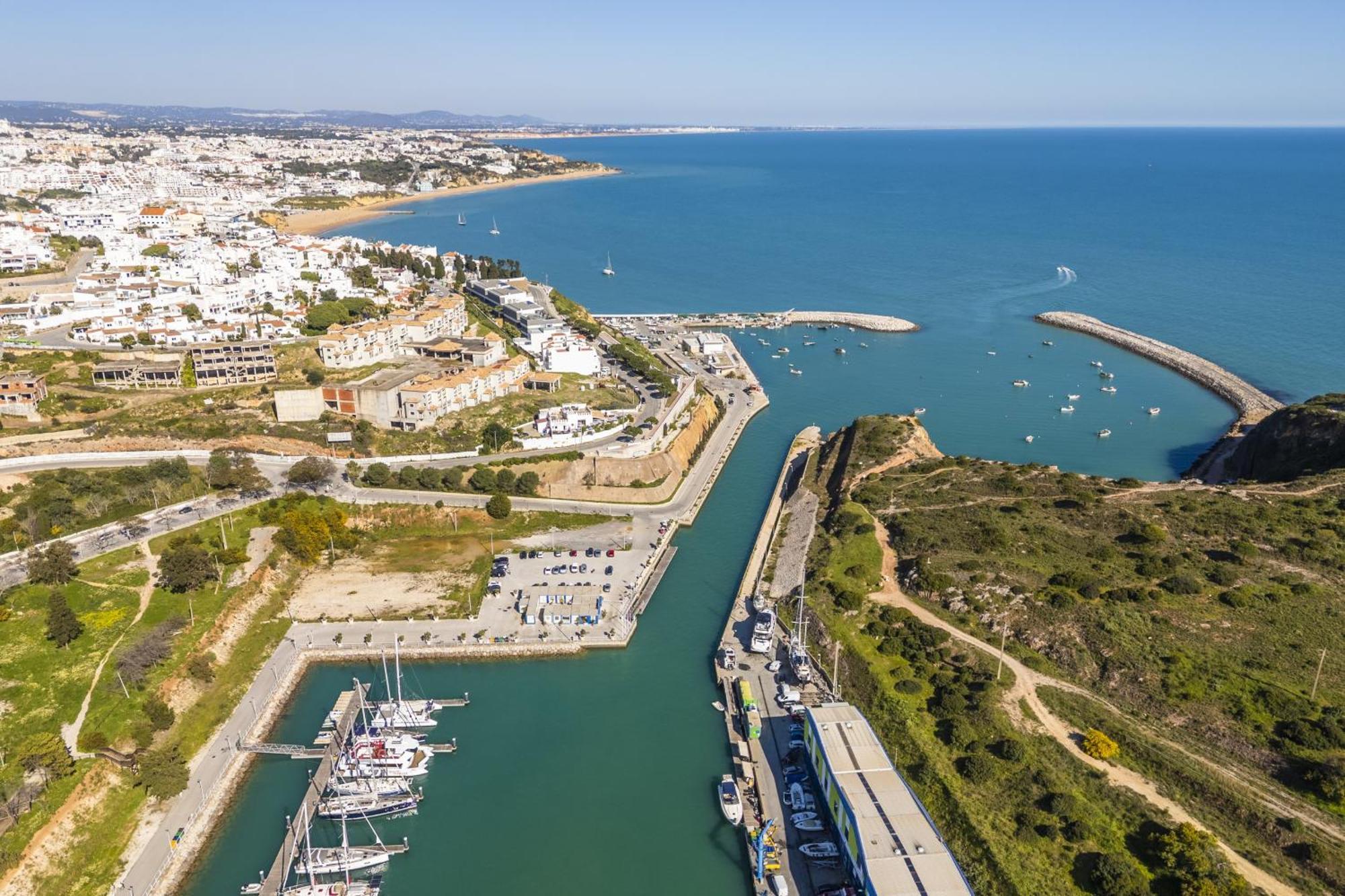Marina Breeze Apartment With Pool - 900M From The Beach Albufeira Exterior foto